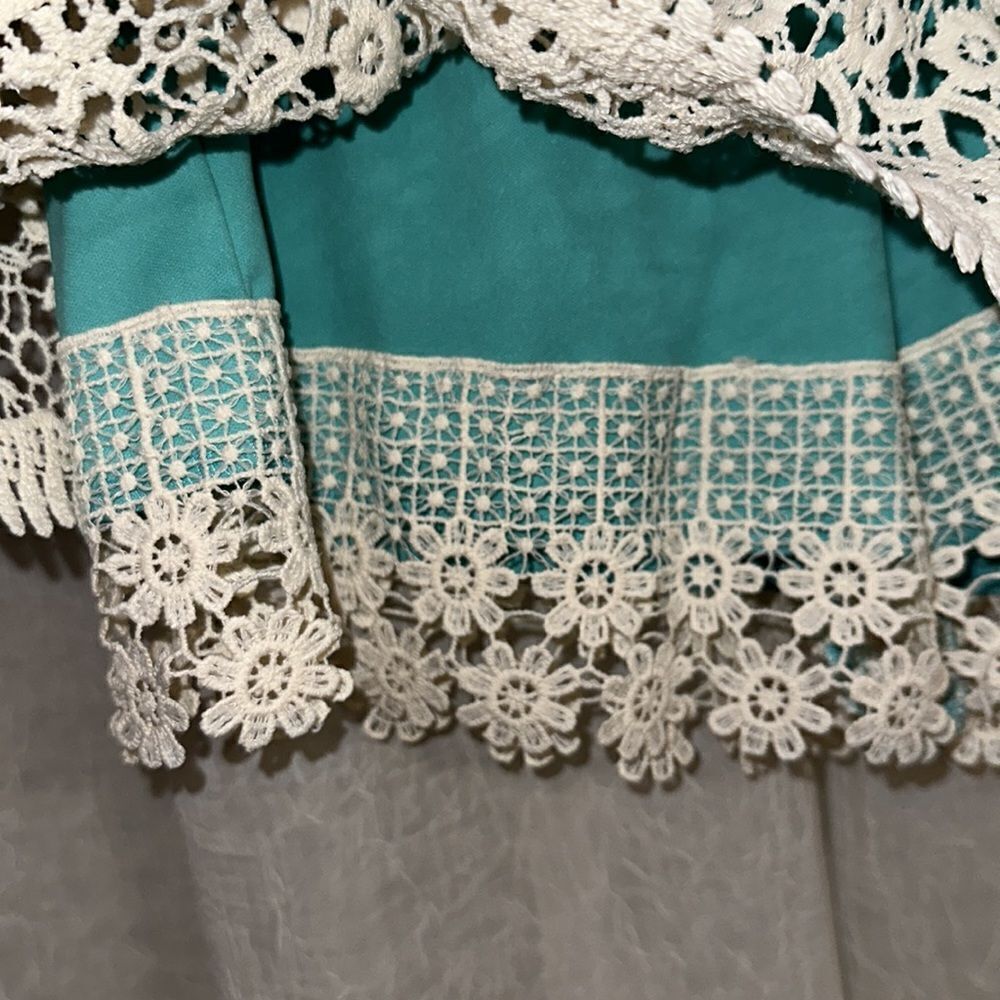Beauties XL Ivory Teal Lace Skort - Picture 5 of 9